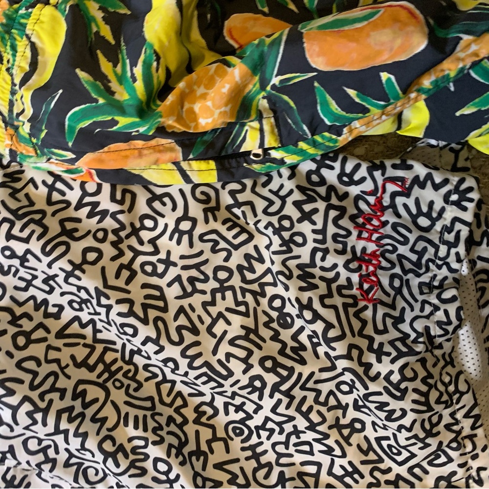 Colorful Graphic Shorts - Picture 6 of 7